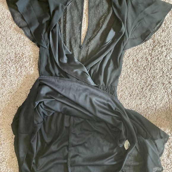 Mi Ami by Francesca's Black Flowy Sheer Dress - Picture 6 of 9